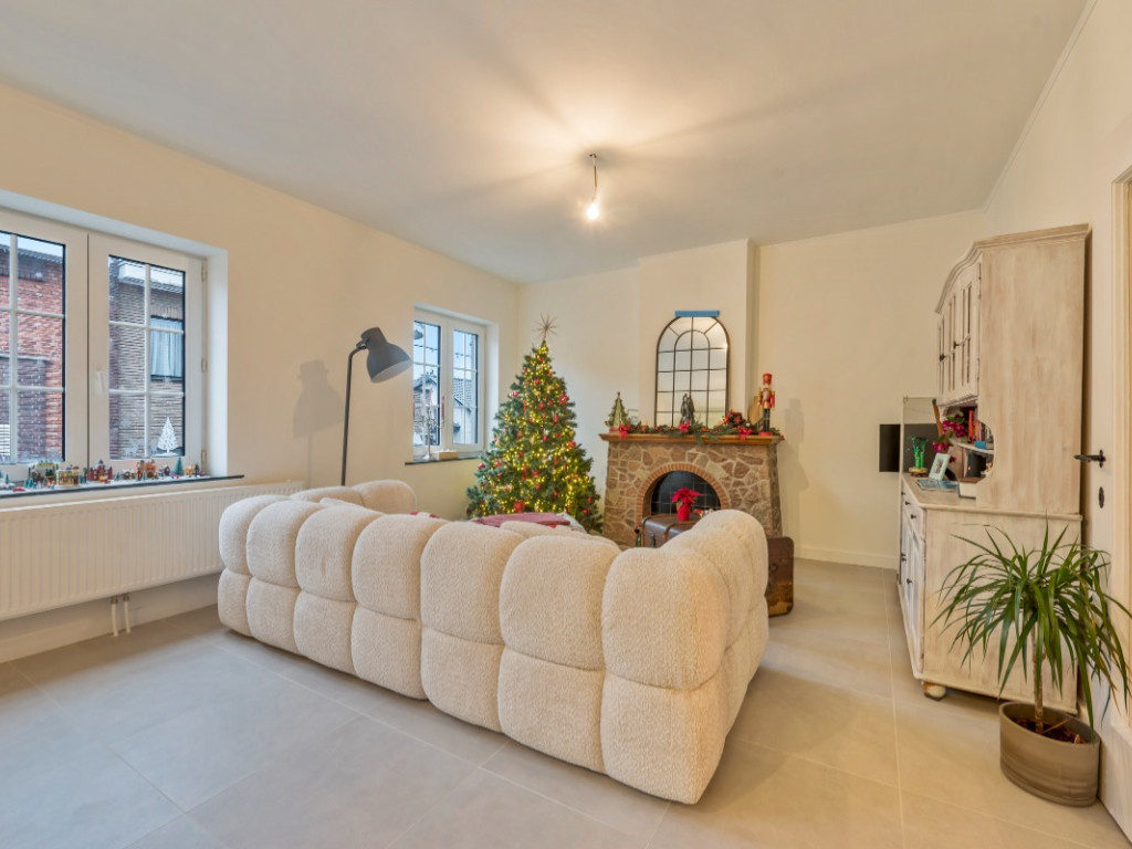 Baron Dhanisstraat - 19 - - 9100