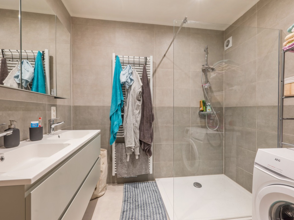 Baron Dhanisstraat - 19 - - 9100