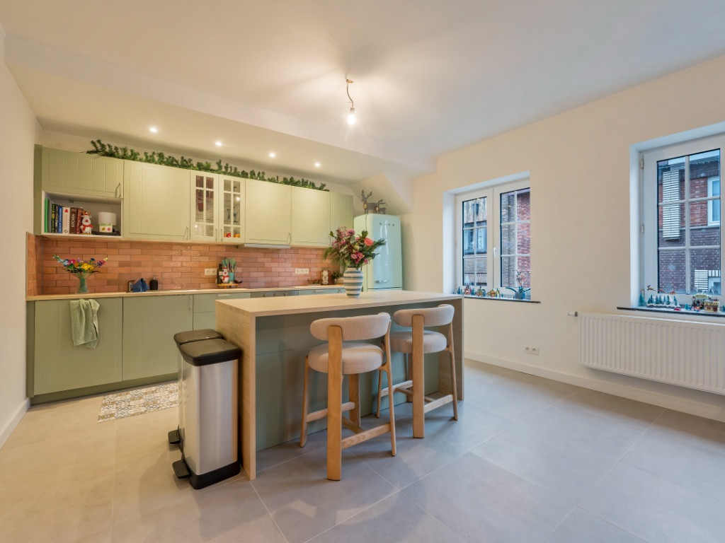 Baron Dhanisstraat - 19 - - 9100