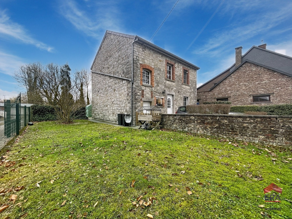 Place Félix Moinil - 275 - - 5300