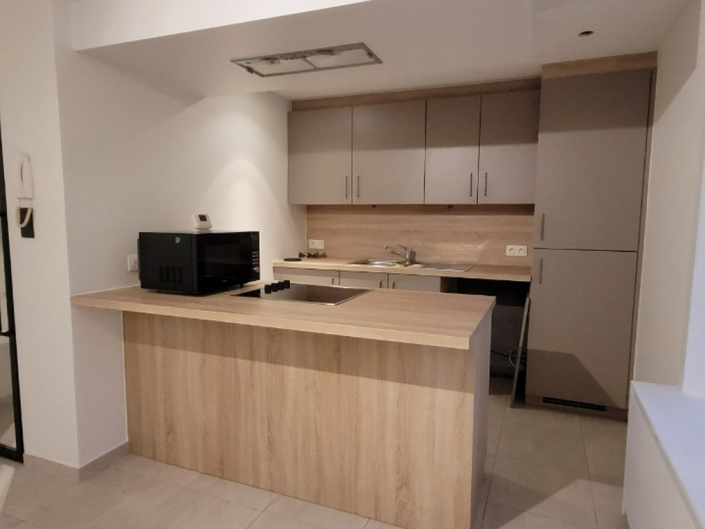 Komenstraat - 127 - - 8940