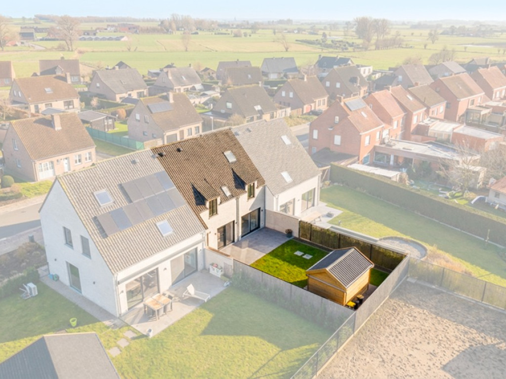 Steenstraat - 102 - - 8760