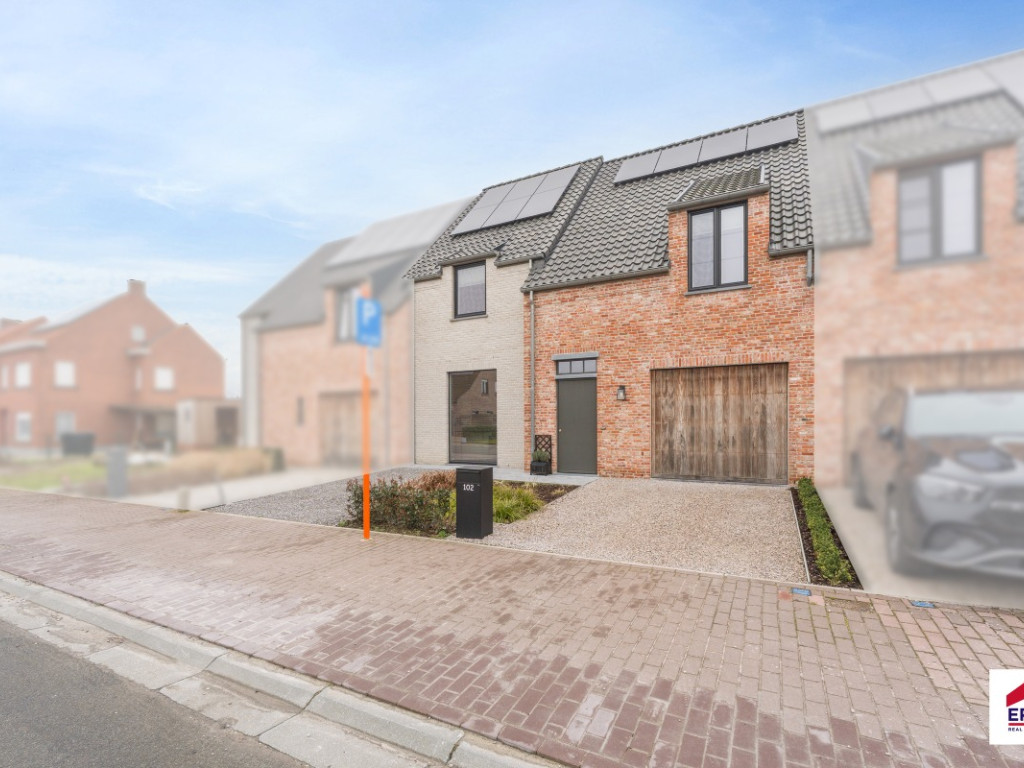 Steenstraat - 102 - - 8760