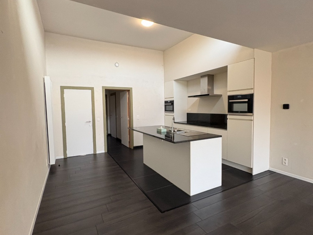 Komenstraat - 70 - - 8940