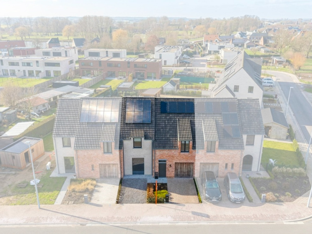 Steenstraat - 102 - - 8760