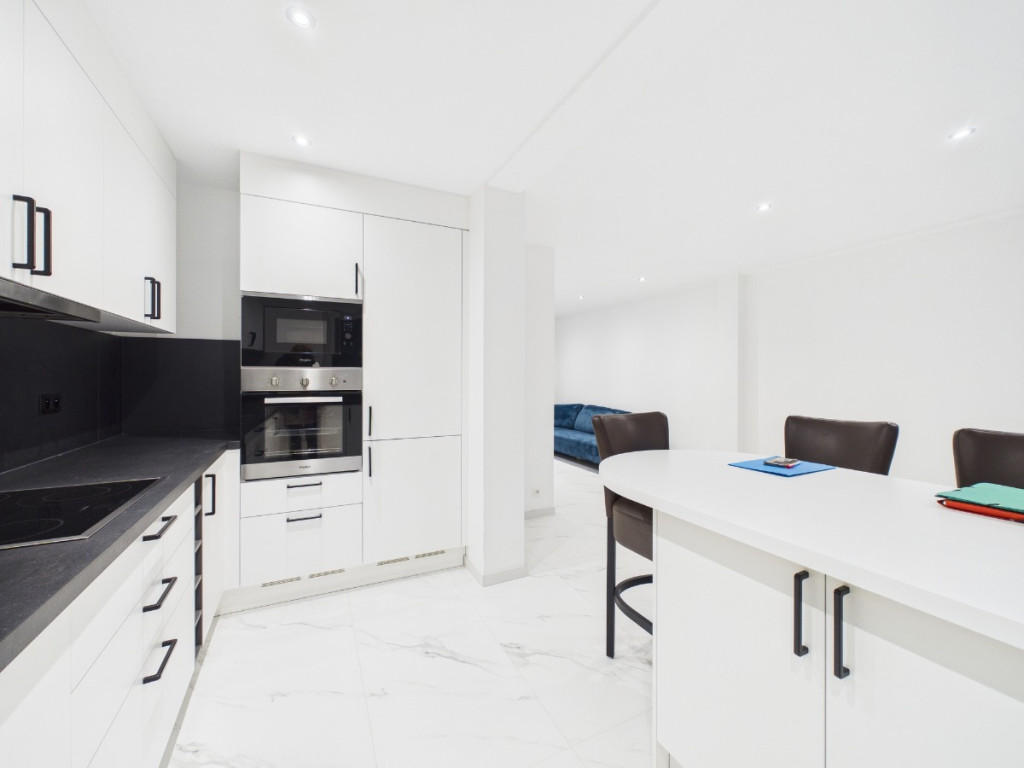 Rue du Bâti - 9 - A - 6900