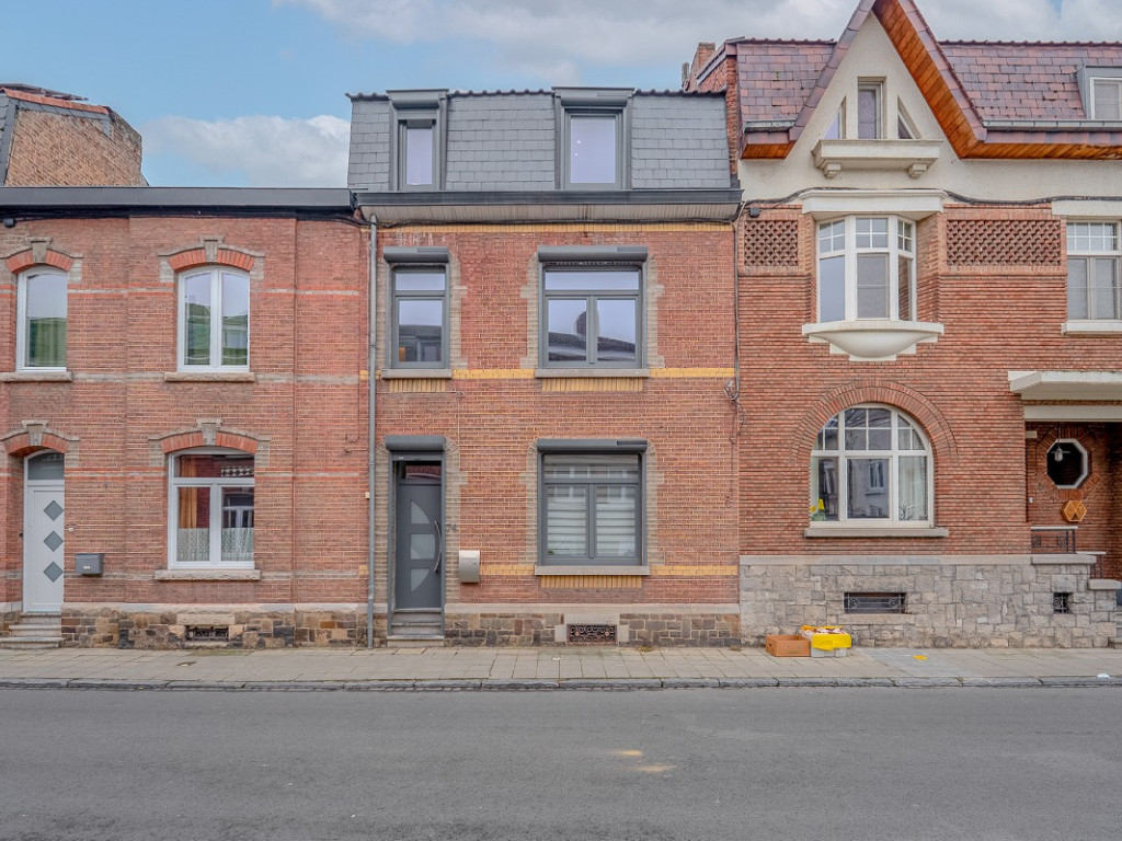 Rue Coppin - 74 - - 5100