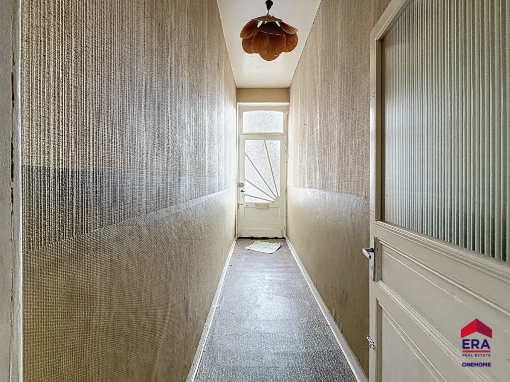 Rue Wouters - 68 - - 5300