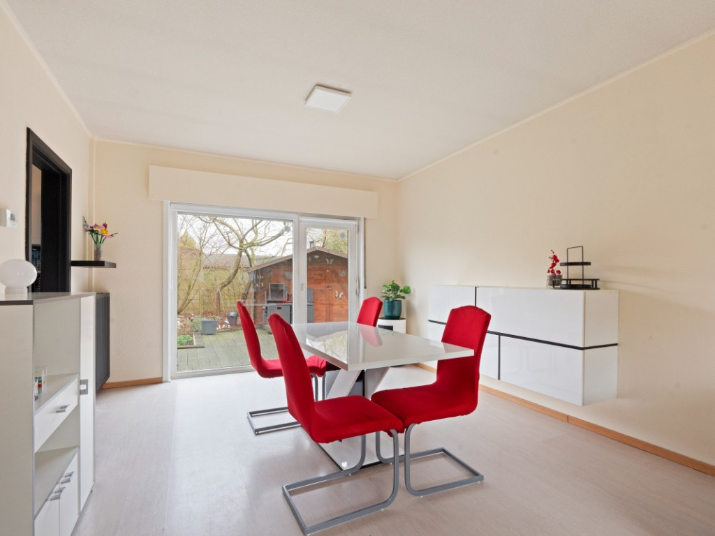 Bremstraat - 16 - - 9190