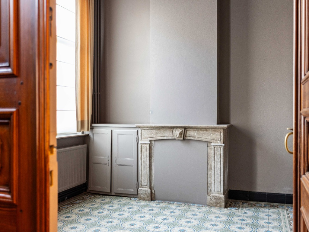 Burgemeester Vandenbogaerdelaan - 18 - - 8870