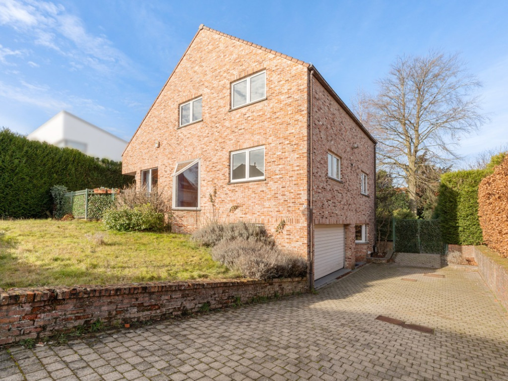 Akeleilaan - 4 - - 1860