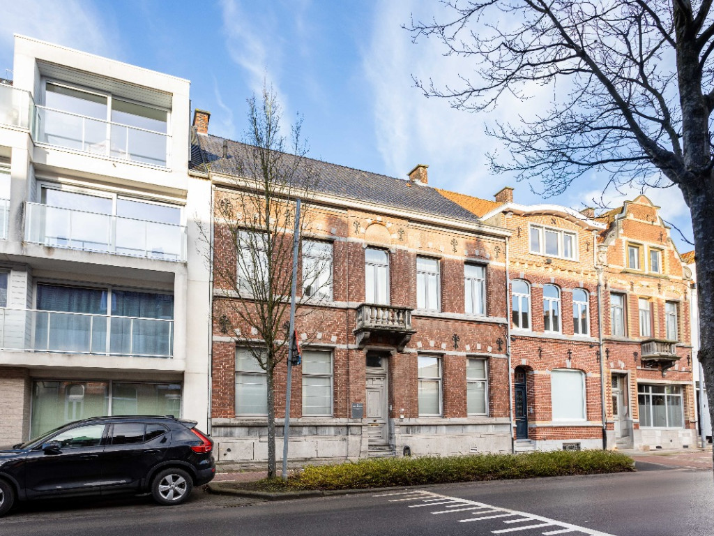 Burgemeester Vandenbogaerdelaan - 18 - z/ grond - 8870