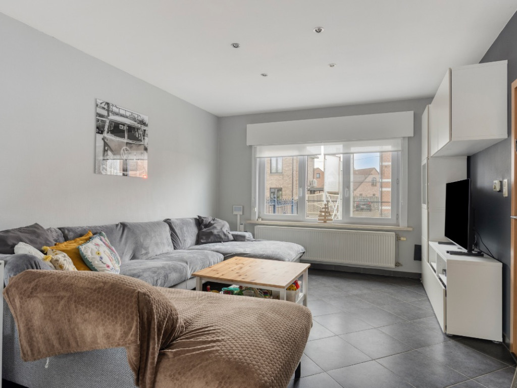 Hoogstraat - 54 - - 2570