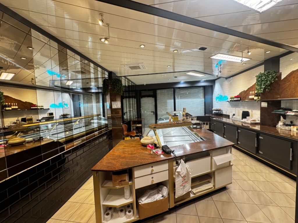 Rue du Faubourg - 20 - - 7780