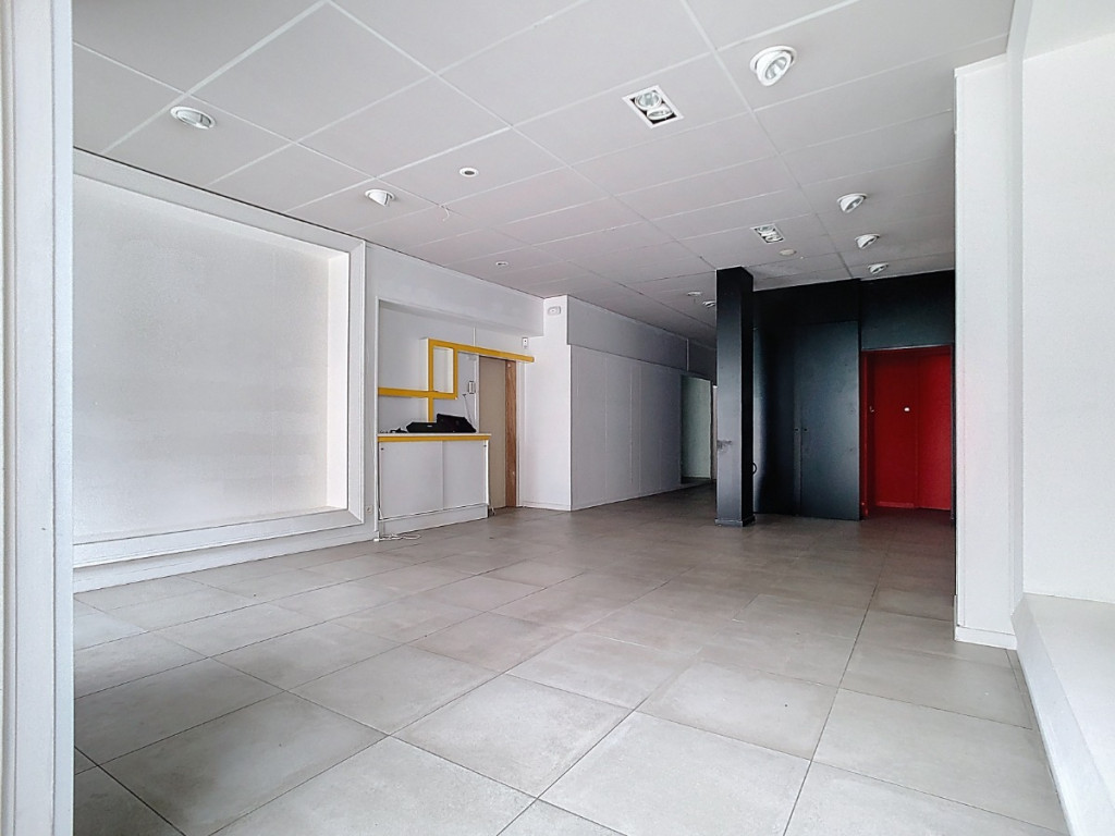 Rue Neuve - 13 - rez - 4500