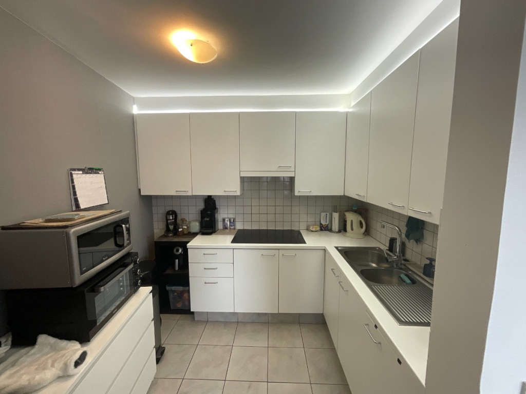 Ring - 61 - Bus 101 - 2200