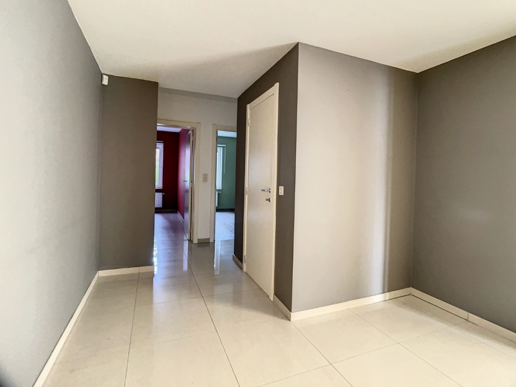 Quai de Compiègne - 28 - 3 - 4500