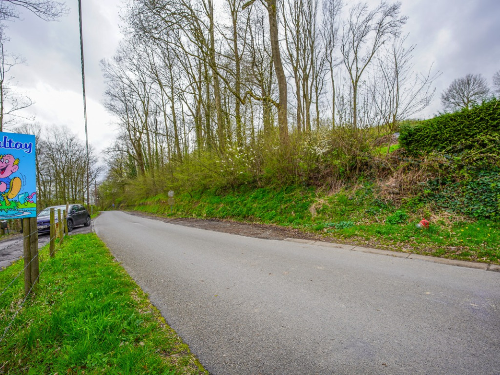 Rue du Néronry - 20 - E - 4140