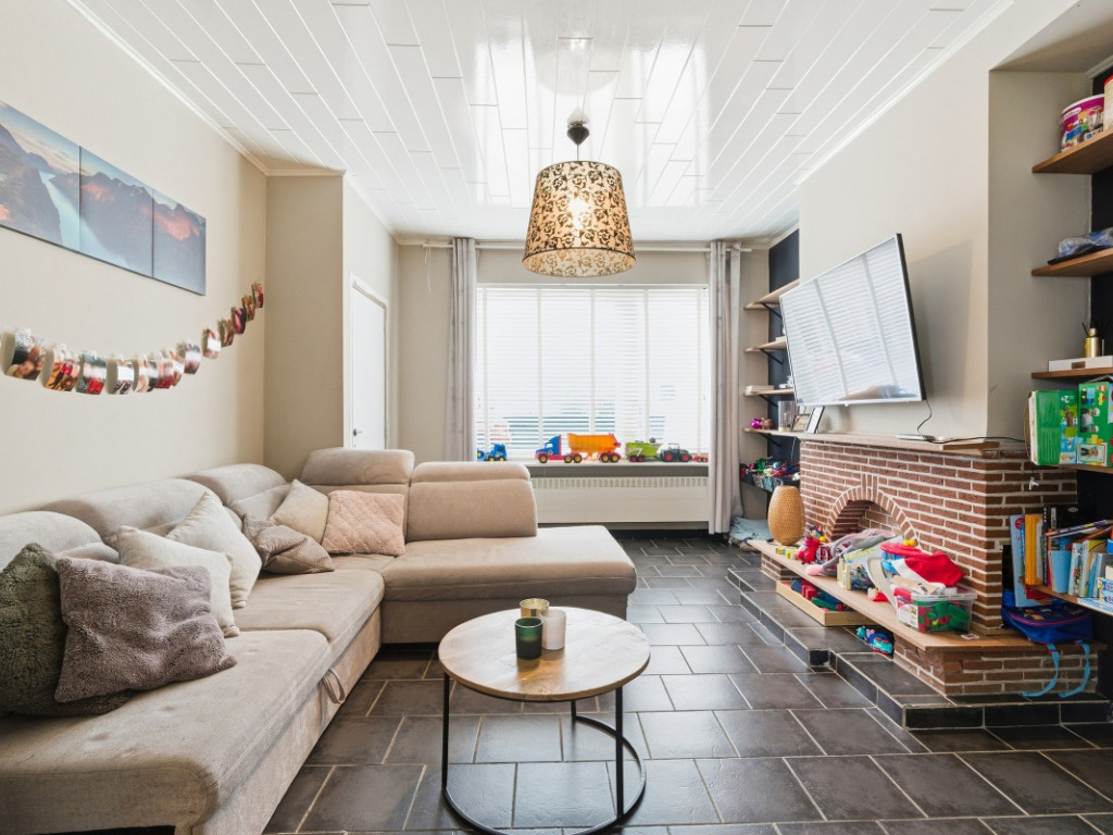 Bunderstraat - 8 - - 9290