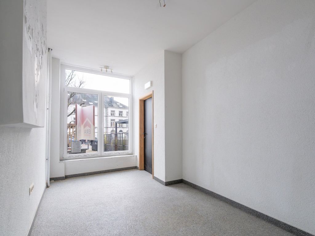 Rue Lucien Burnotte - 9 - - 6840