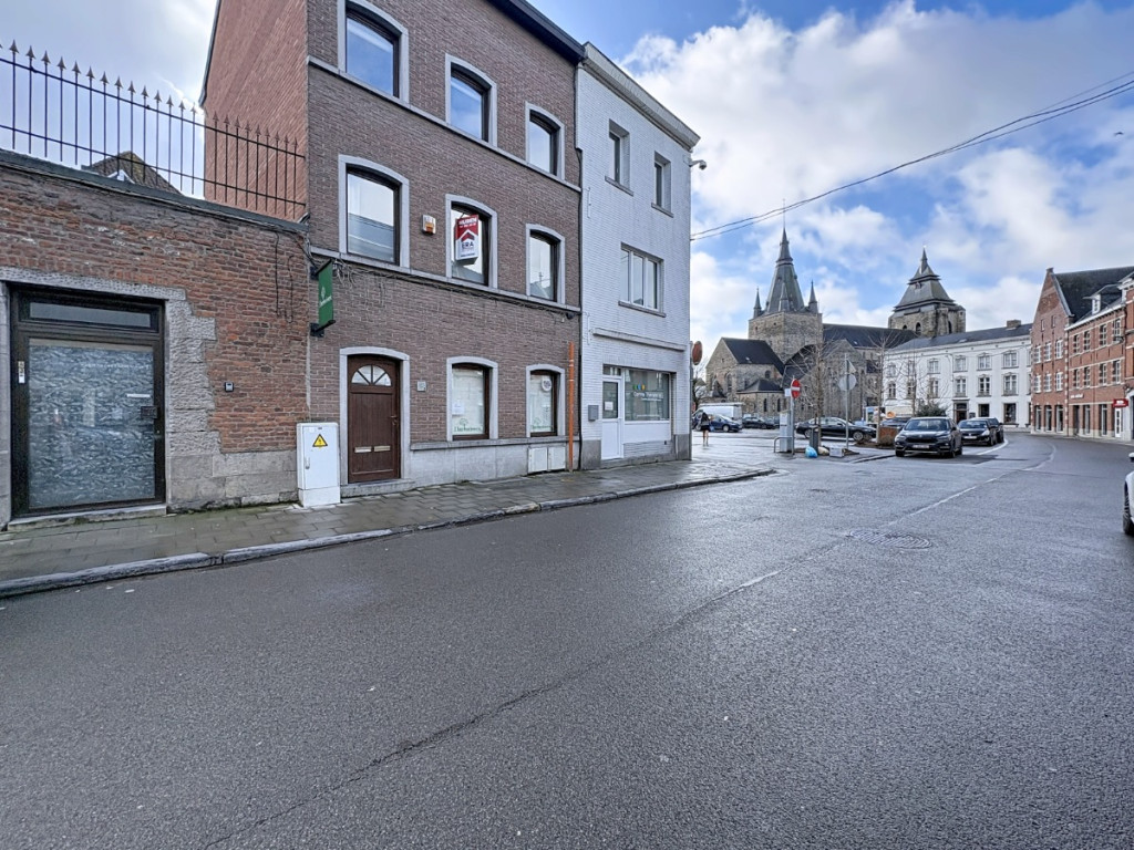 Rue du Chanoine Scarmure - 3 - 2 - 7060