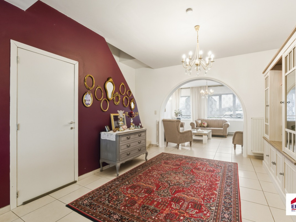 Chaussée de Roeulx - 379 - - 7060