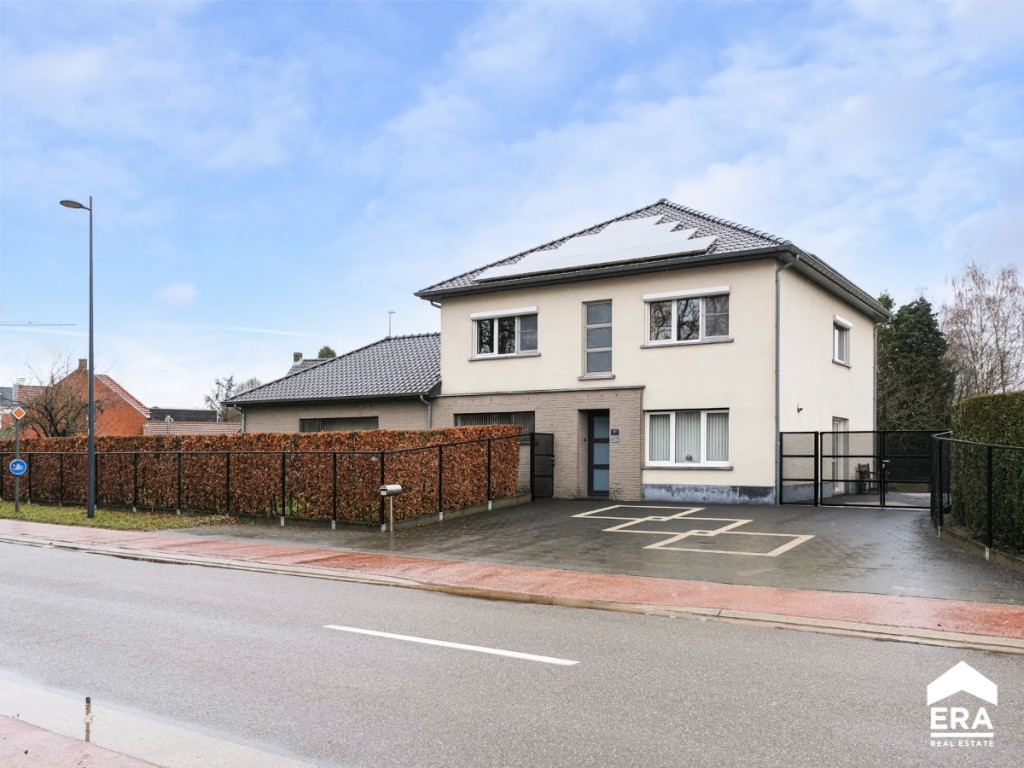 Marktplein - 17 - - 3941