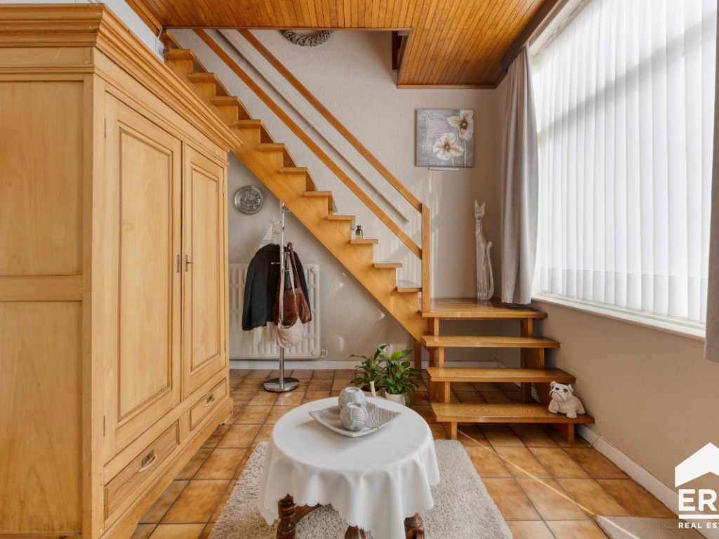 Joost Van De Vondelstraat - 20 - - 3920