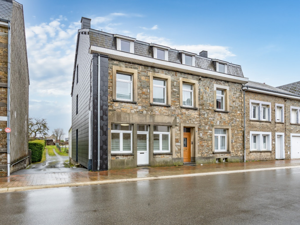 Rue des Chasseurs Ardennais - 16 - - 6880