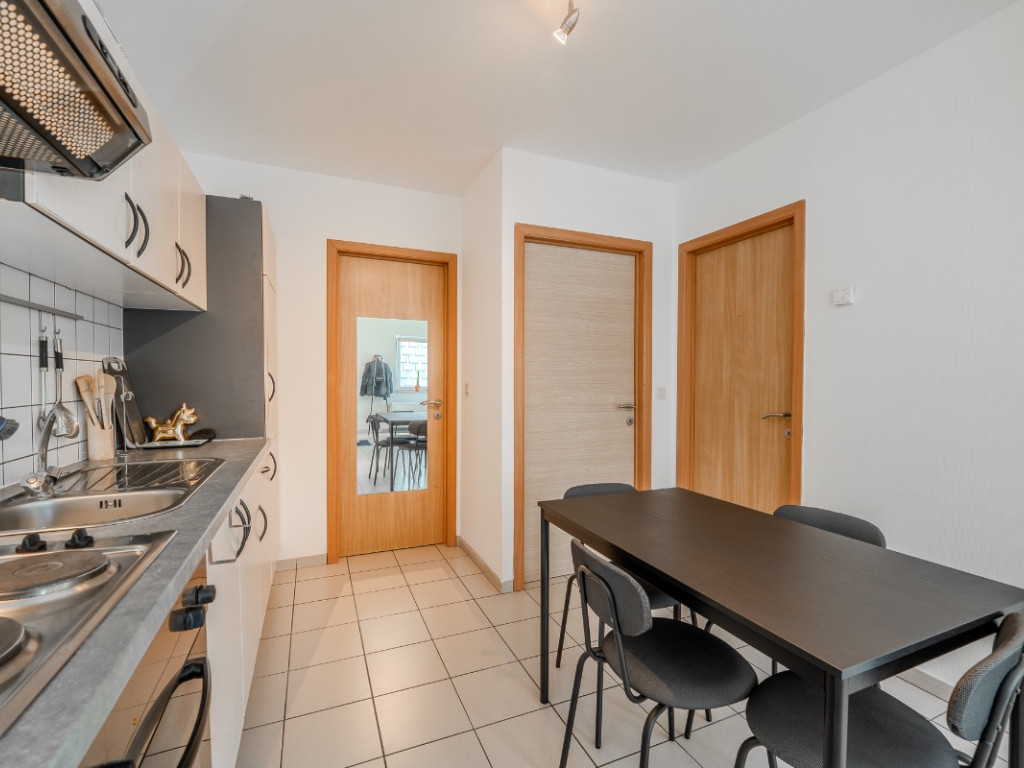 Chaussée de Gaulle - 28 - 0011 - 4000