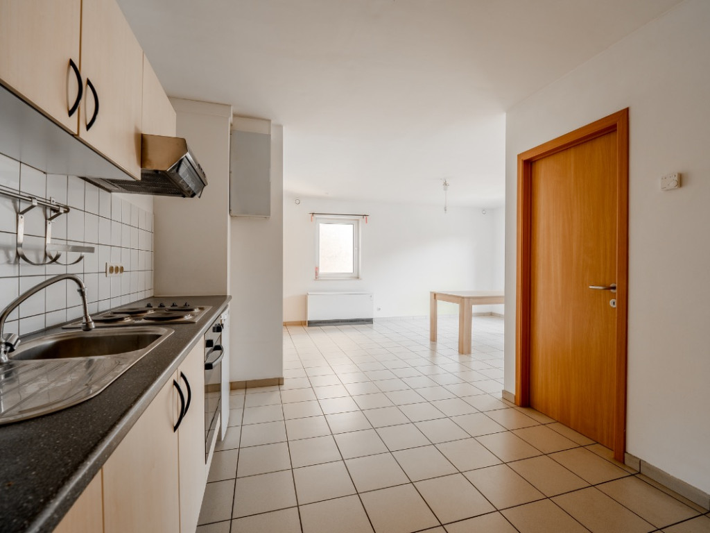 Chaussée de Gaulle - 28 - 0012 - 4000