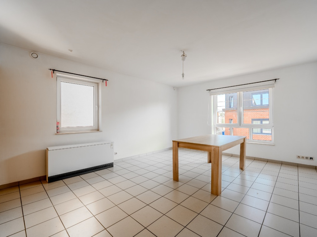 Chaussée de Gaulle - 28 - 0012 - 4000