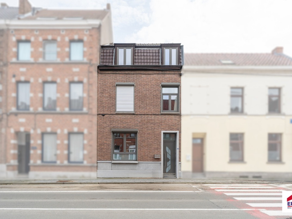 Rue de Mons - 140 - - 7090