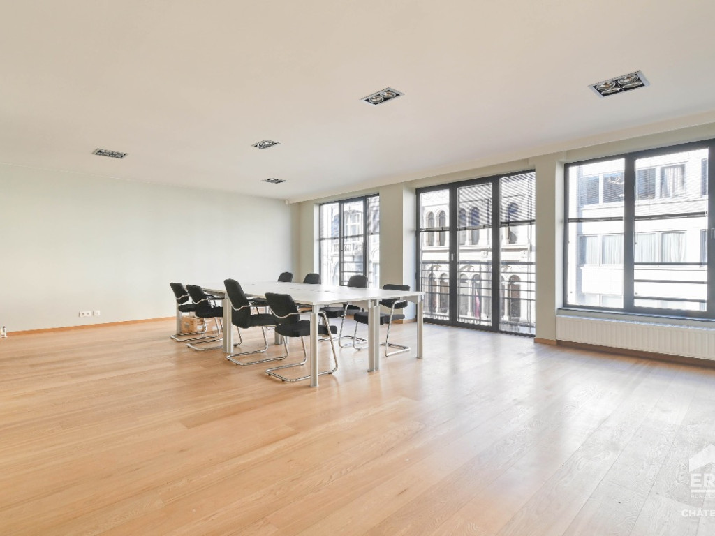 Chaussée de Charleroi - 92 - - 1060