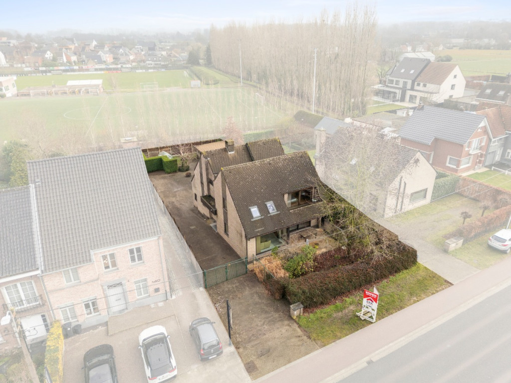 Hoogstraat - 142 - - 9340