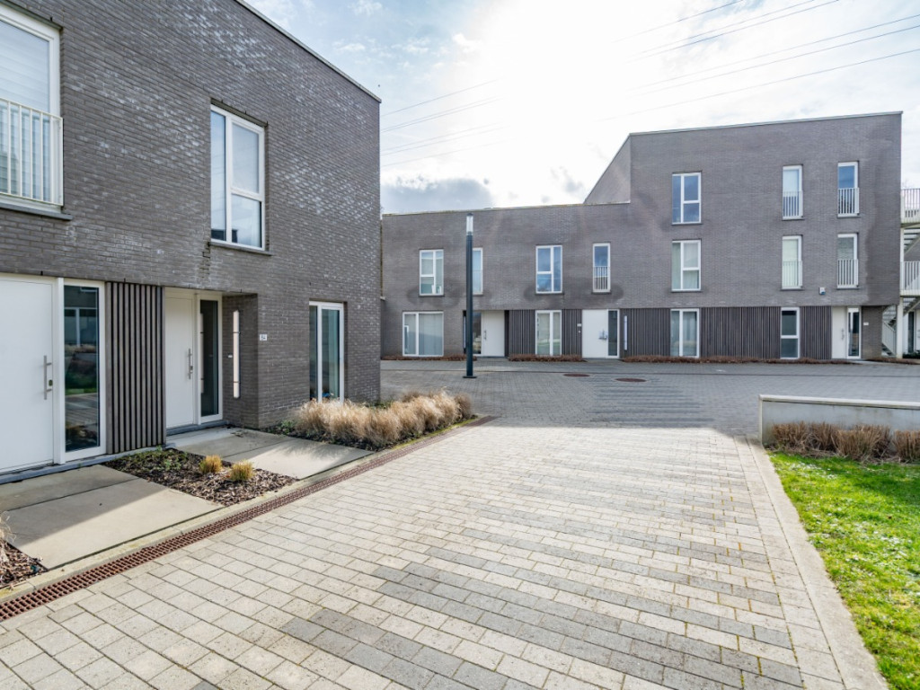 rue des Cigognes - 84 - - 6700