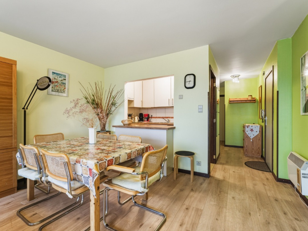 Oostendelaan - 31 - 0401 - 8670