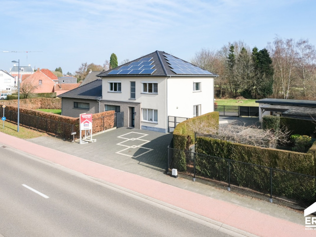 Marktplein - 17 - - 3941