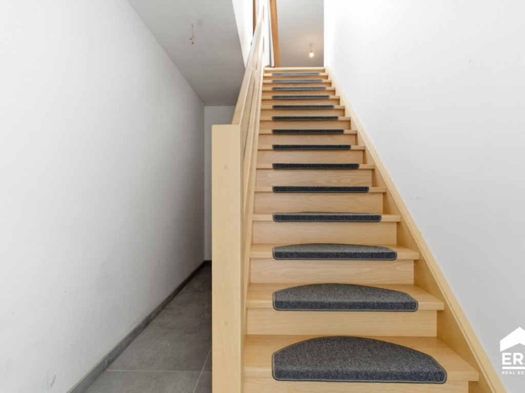 Mézières-en-Brenneplein - 13 - - 8978