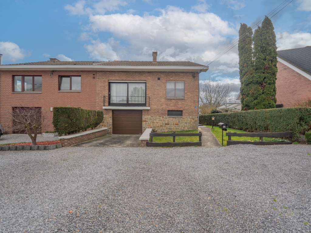 Rue d'Awans - 22 - - 4347