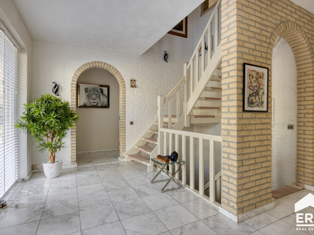 Slipstraat - 61 - - 3930