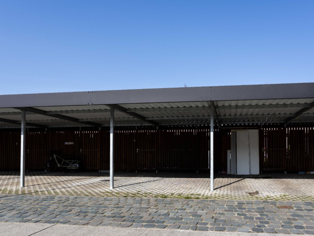 Paardenbloemstraat - 24 - - 8550