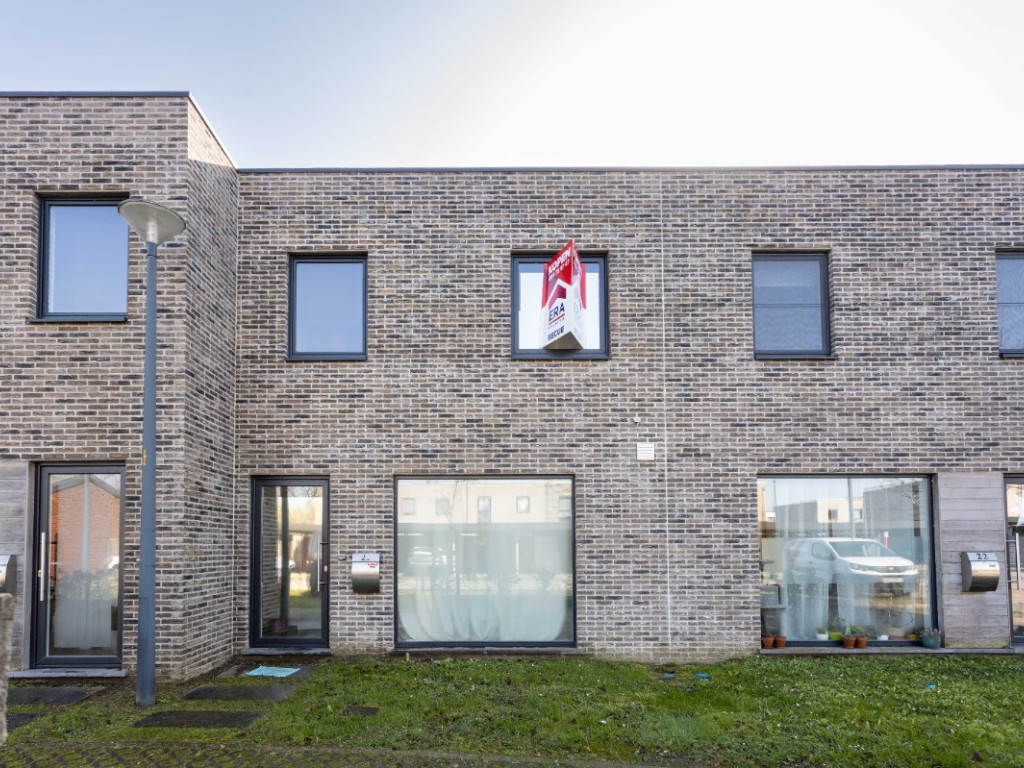 Paardenbloemstraat - 24 - - 8550