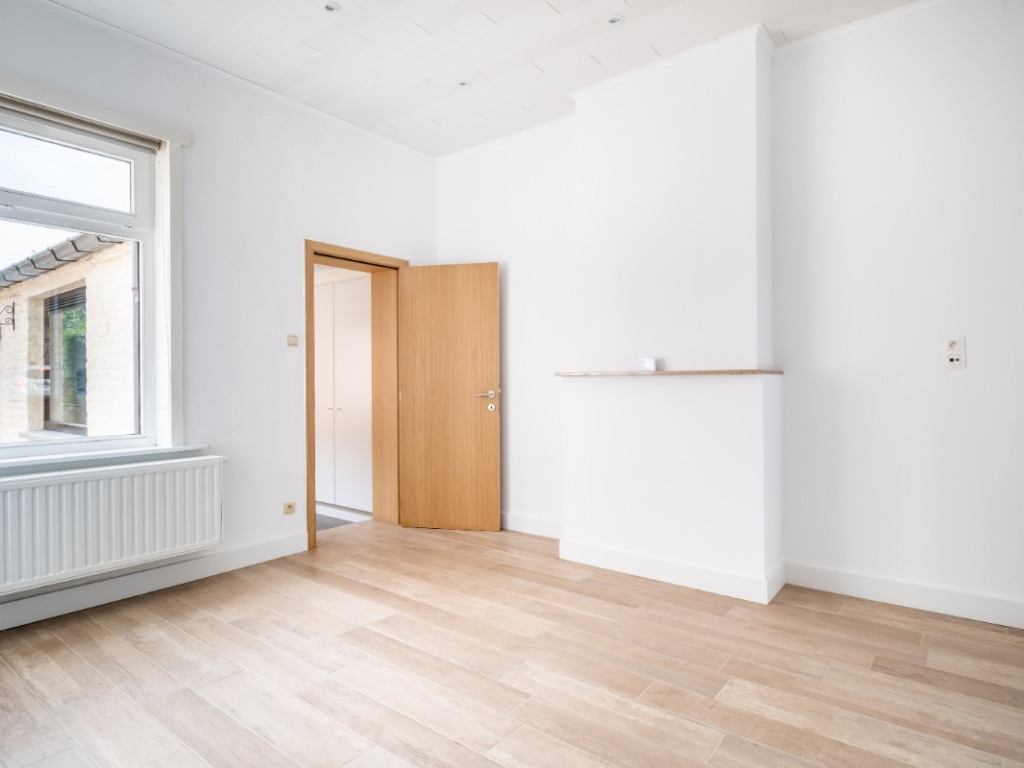 Dorpsstraat - 4 - - 8660