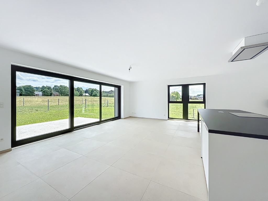 Rue de la carrière - 40 - - 6900