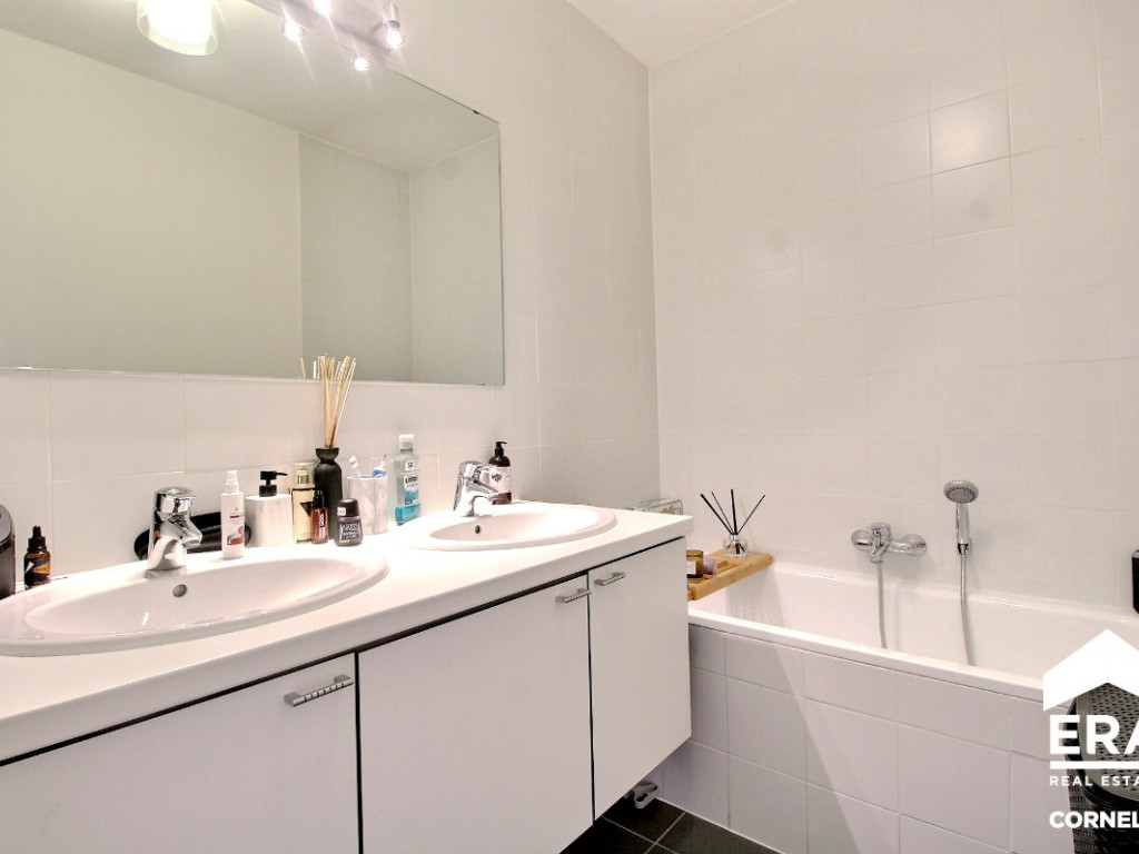 Avenue des Tamaris - 33 - G8 - 1080