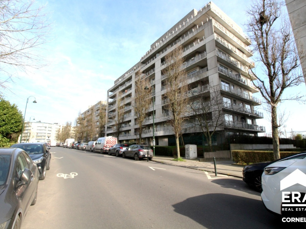Avenue des Tamaris - 33 - G8 - 1080