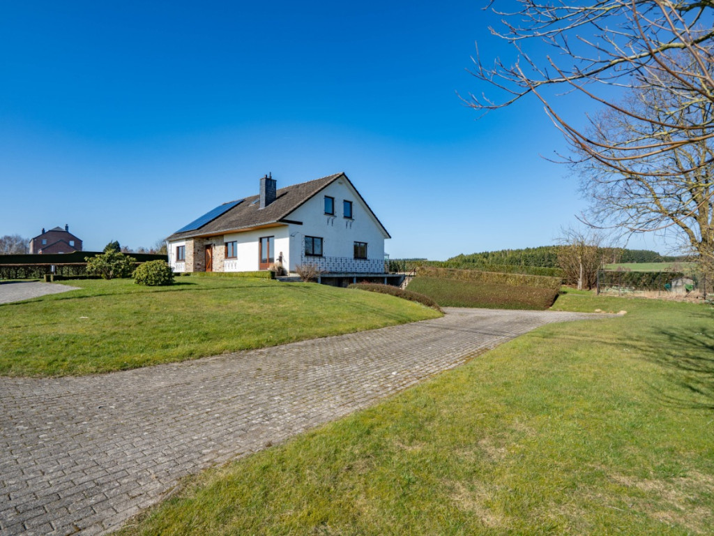 Rue d'Ourthe - 34 - B - 6670