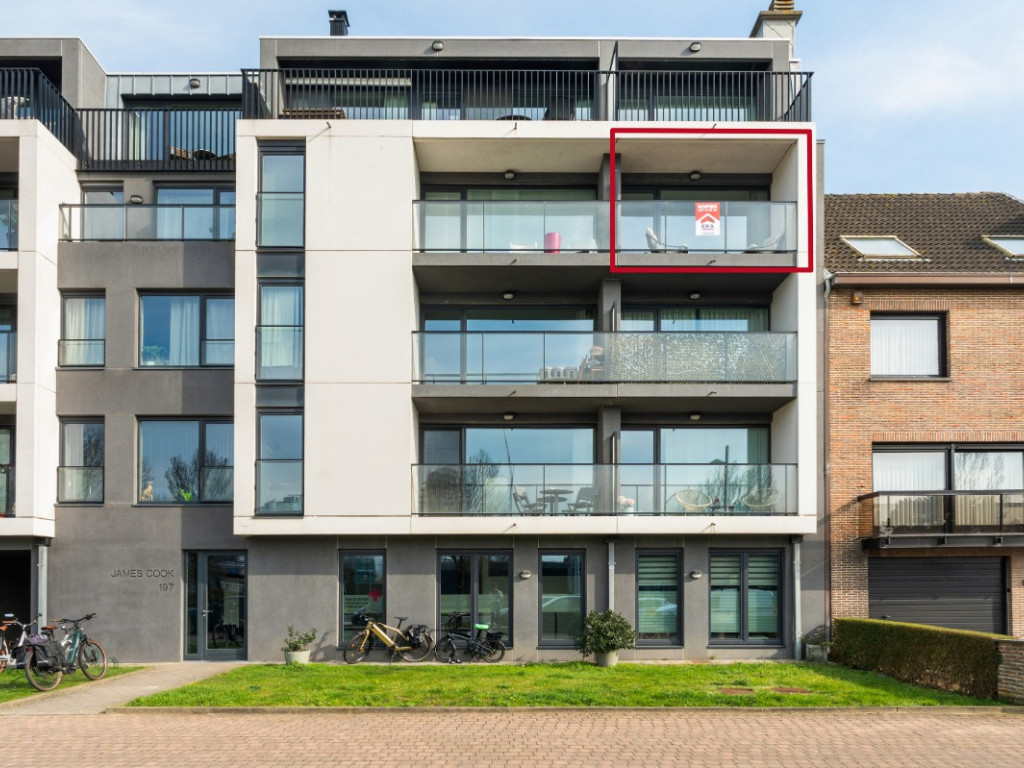 Dokter Eduard Moreauxlaan - 197 - 0303 - 8400