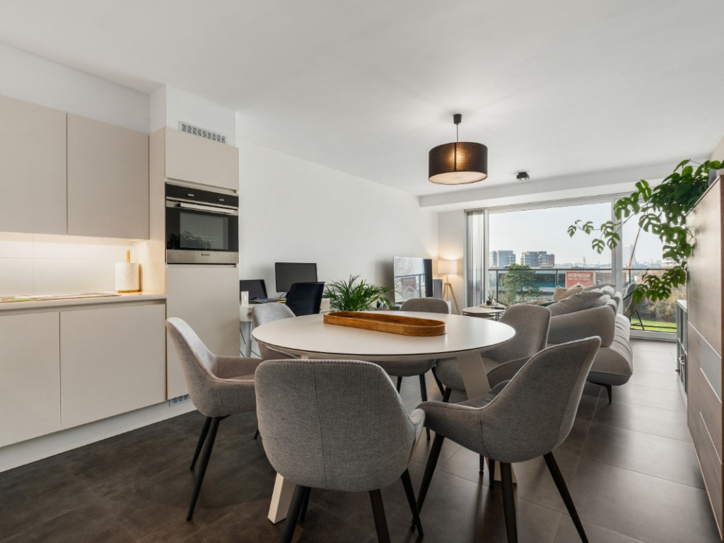 Dokter Eduard Moreauxlaan - 197 - 0303 - 8400